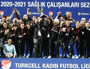 Beşiktaş Kadın Futbol Takımı