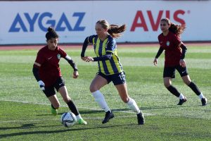 Fenerbahçe Kadın Futbol Takımı, Amed Sportif, Kadınlar Süper Ligi,