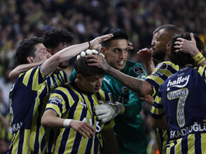 Fenerbahçe, İstanbulspor,
